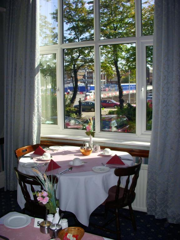 Beaucliffe Hotel Manchester Dış mekan fotoğraf